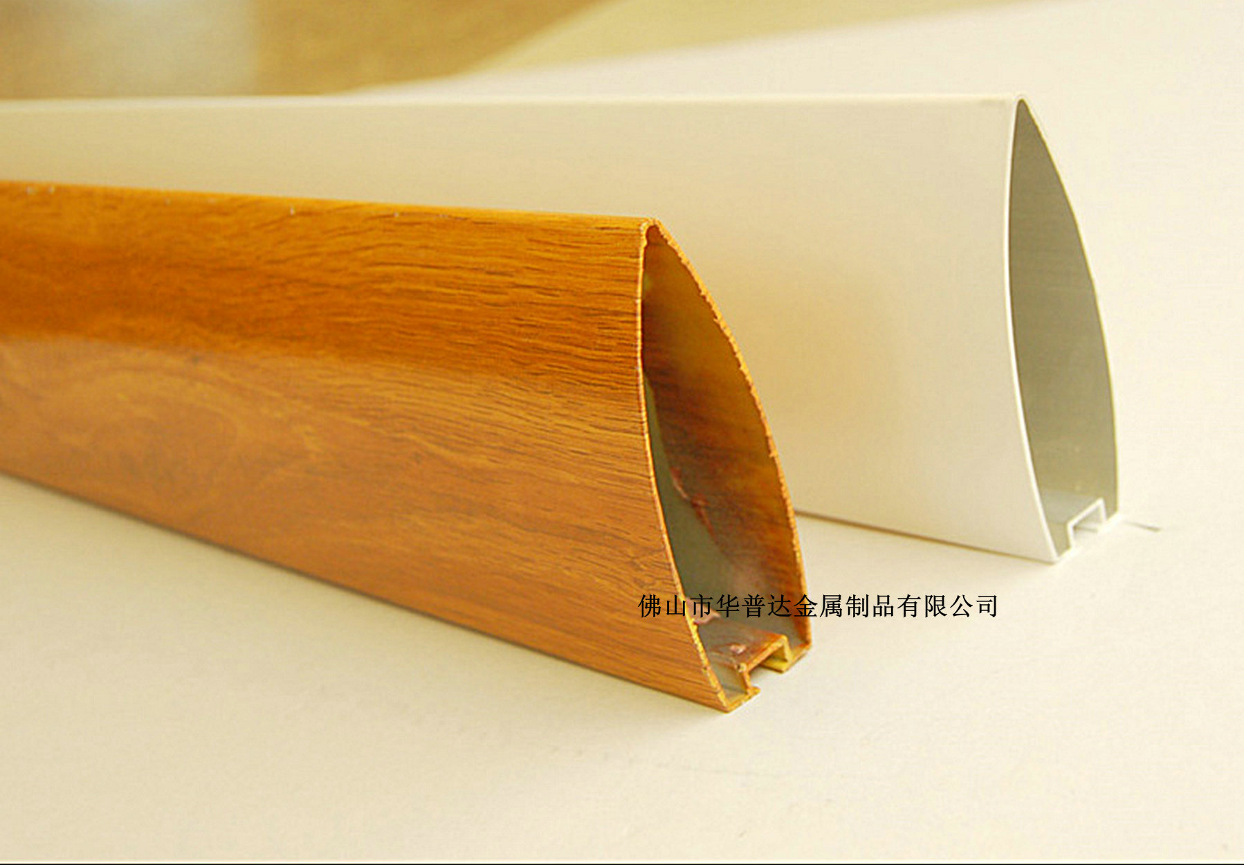 咖啡色鋁方通 高品質(zhì)金屬制品的優(yōu)質(zhì)批發(fā)選擇